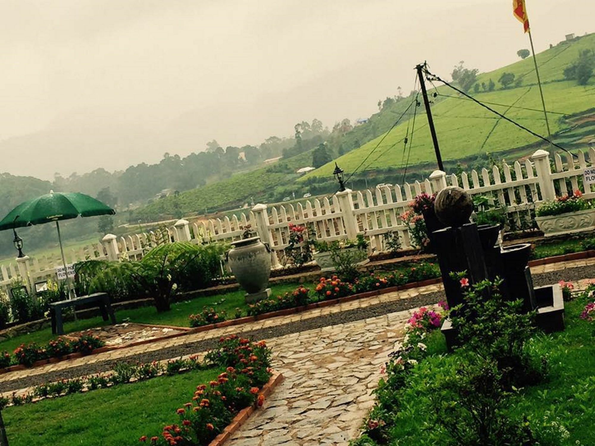 Lake View Comfort Bungalow Nuwara Eliya Exterior photo